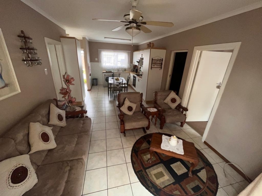 To Let 2 Bedroom Property for Rent in Gonubie Eastern Cape